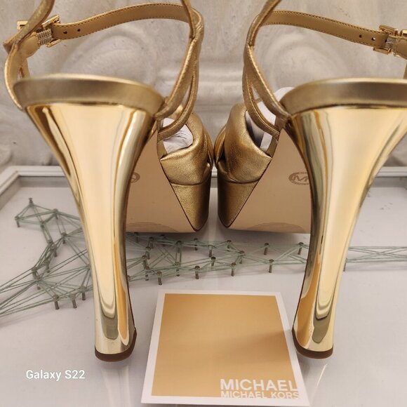 Michael Kors "Elena" Soft Gold Platform sandals. NIB. Size 9 - Picture 6 of 9